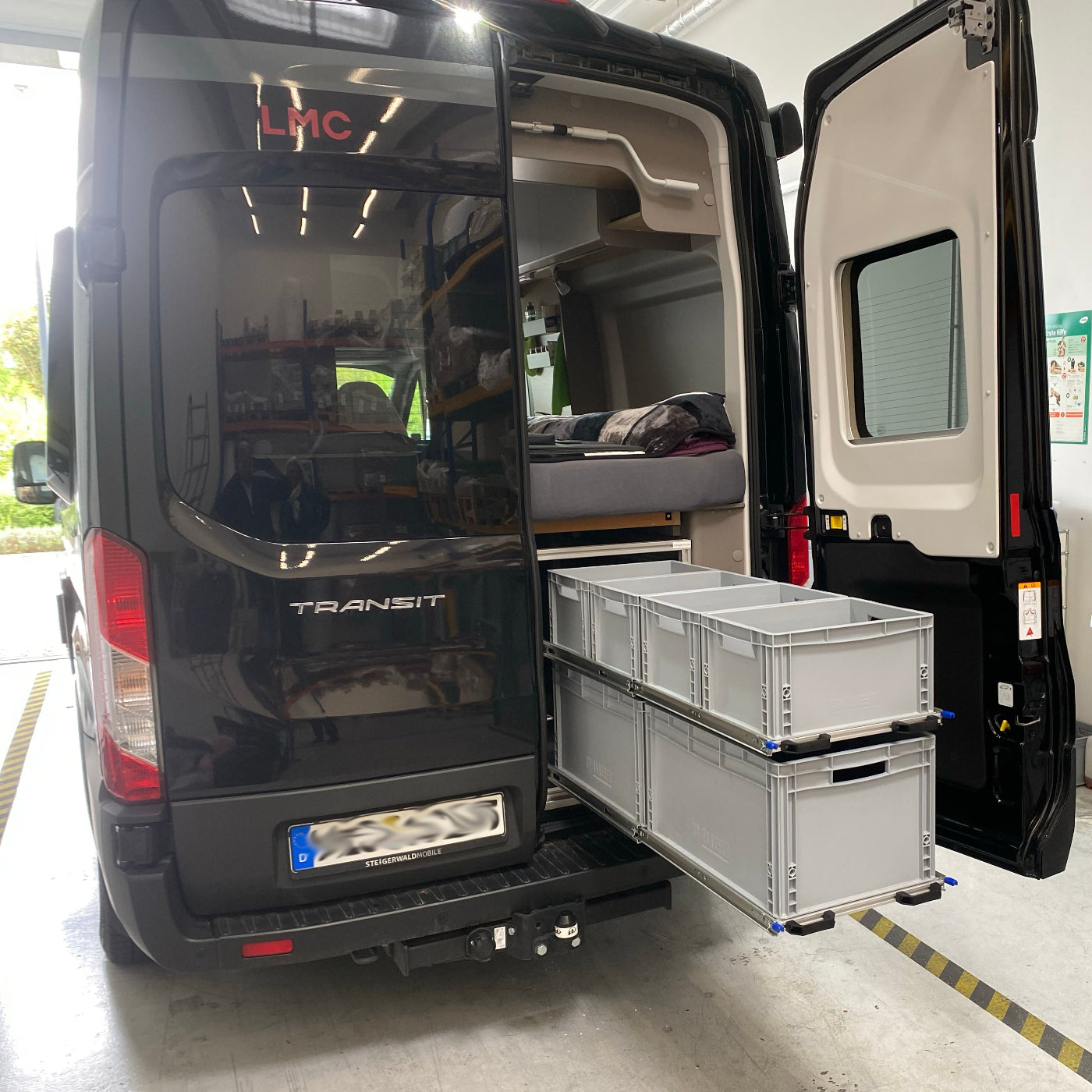 Heckauszug LMC Innovan 590 vollständig ausgezogen